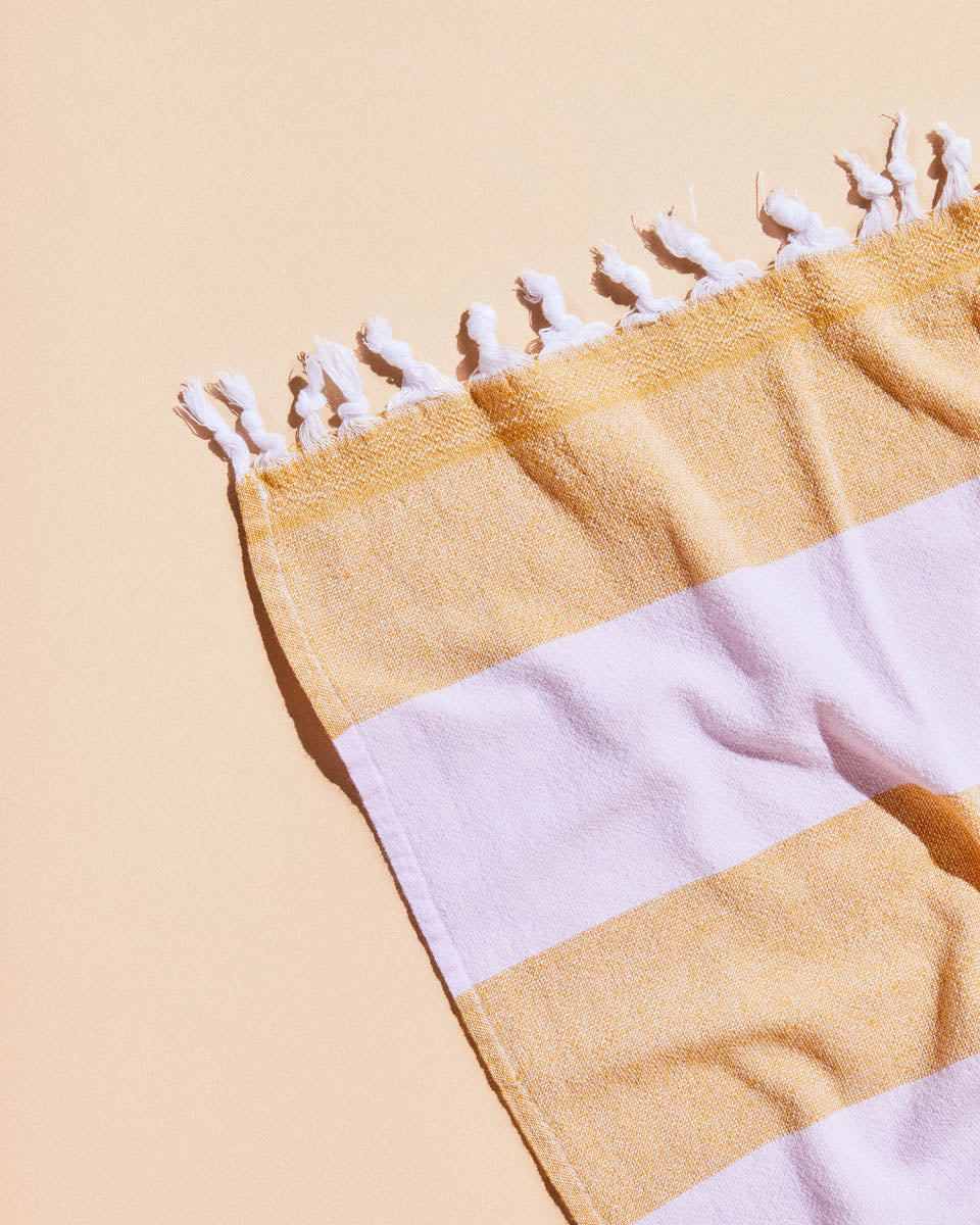 FEATHER WEIGHT TOWEL SET