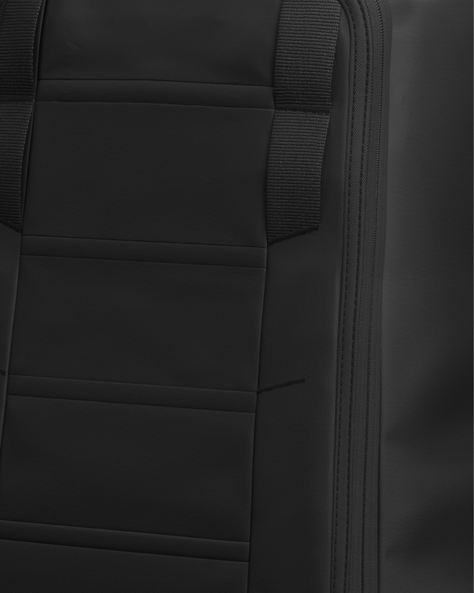 Hugger Backpack 20L Black Out
