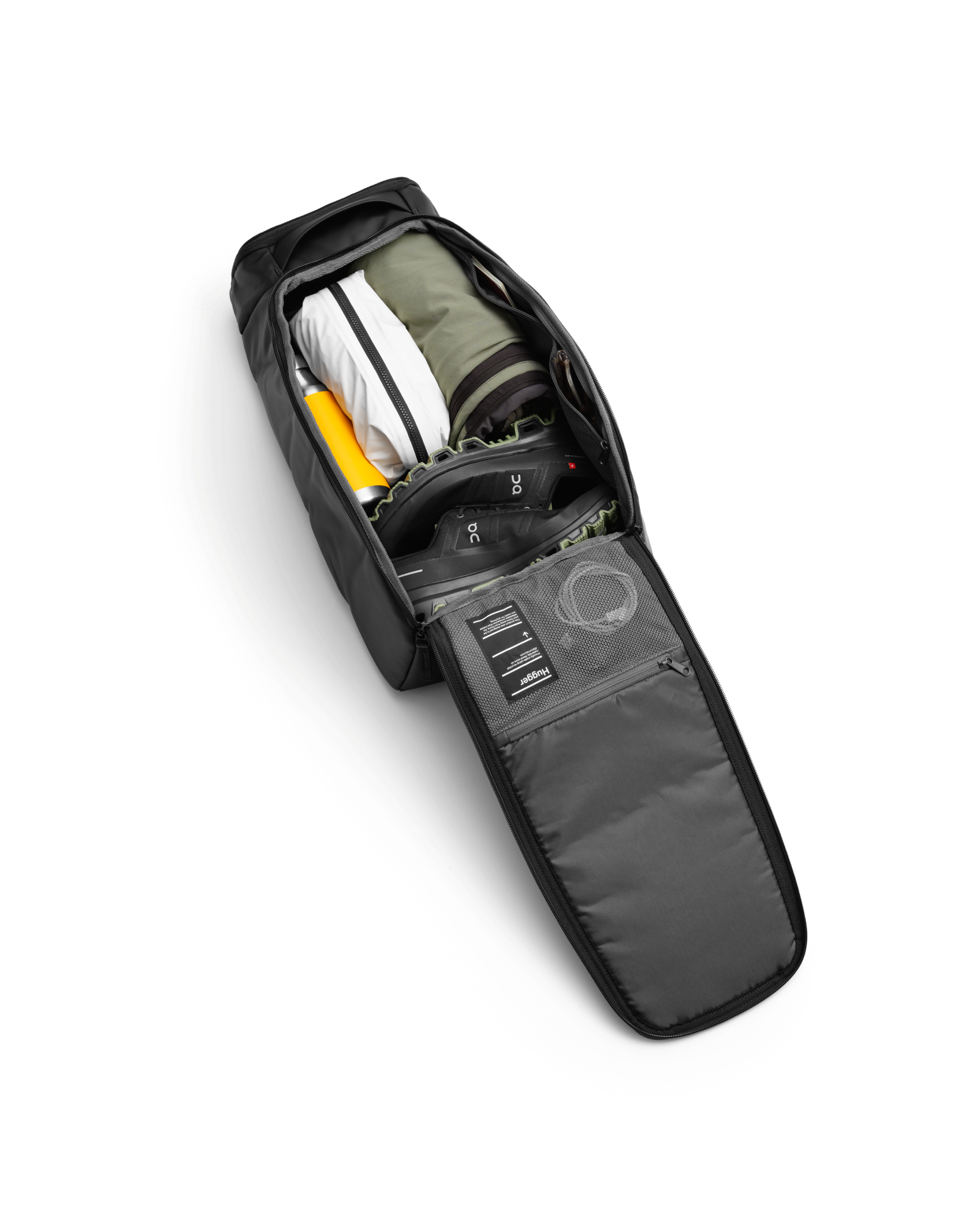Hugger Backpack 20L Black Out