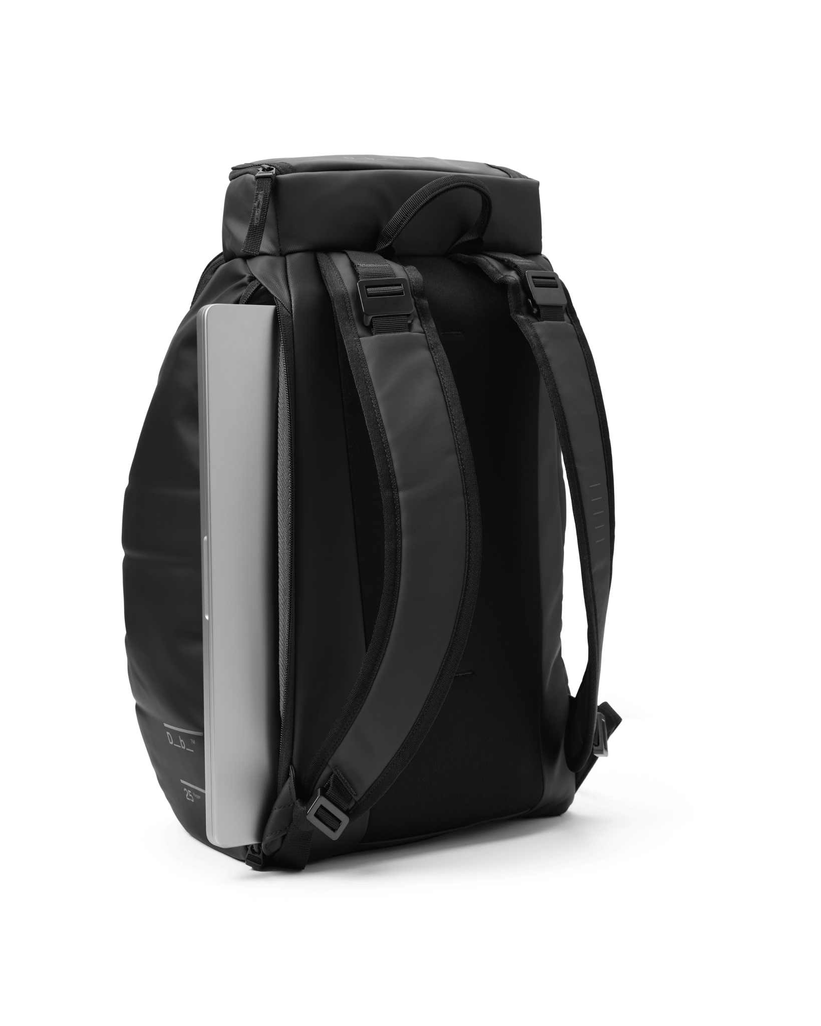 Hugger Backpack 20L Black Out